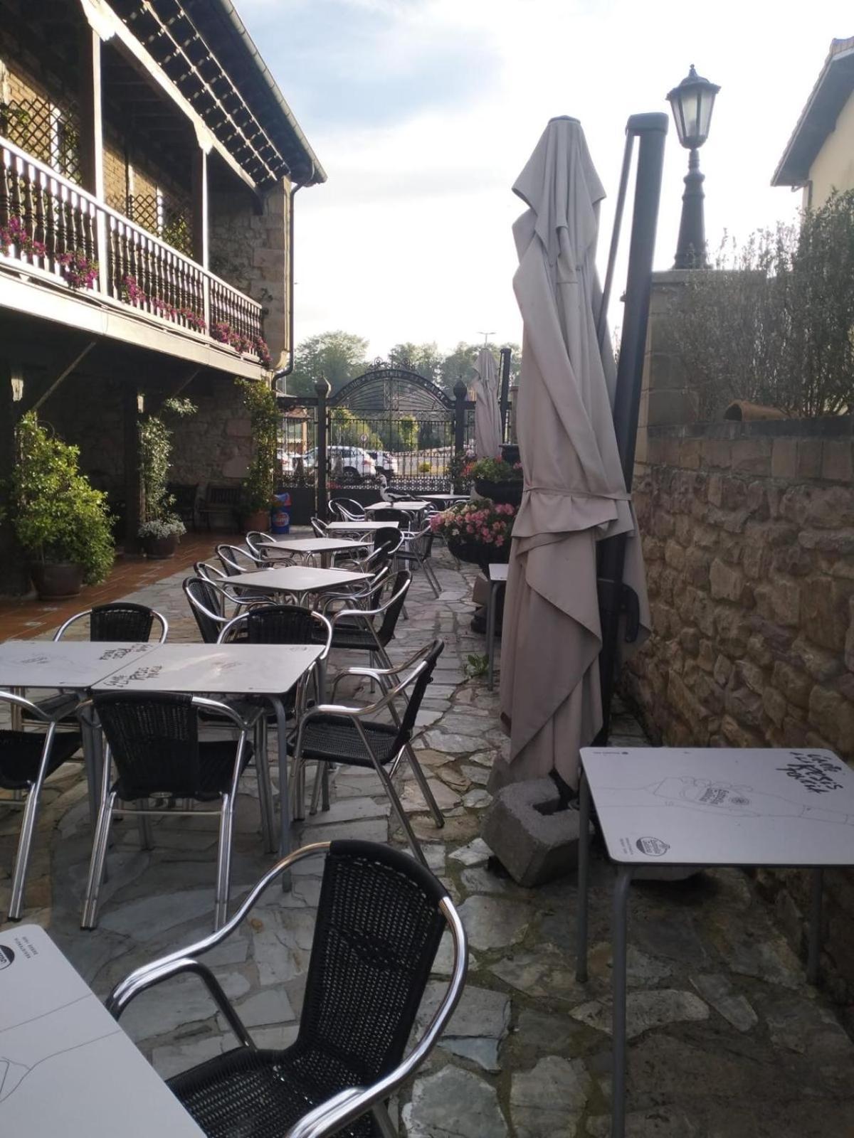 Bed and Breakfast La Venta De Quijas Exterior foto