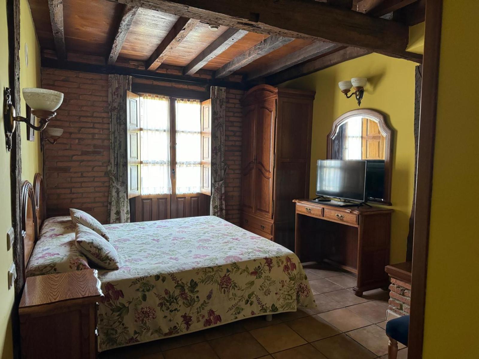 Bed and Breakfast La Venta De Quijas Exterior foto